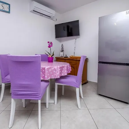 Lavanda * Rogoznica (Sibenik-Knin)