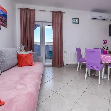 Apartment Lavanda Rogoznica (Sibenik-Knin)
