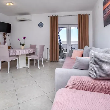 Apartment Lavanda Rogoznica (Sibenik-Knin)
