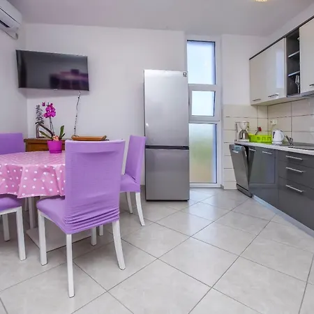 Apartment Lavanda *